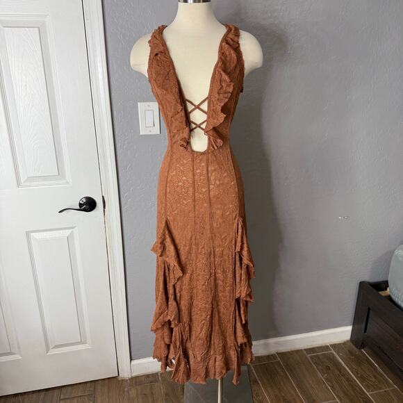 Anthropologie Halter Ruffled Lace Midi Dress 4145916210269 - Picture 1 of 6